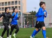 英雄联盟总决赛时间-亚美尼亚女足队砥砺前行，携手合作备战比赛！