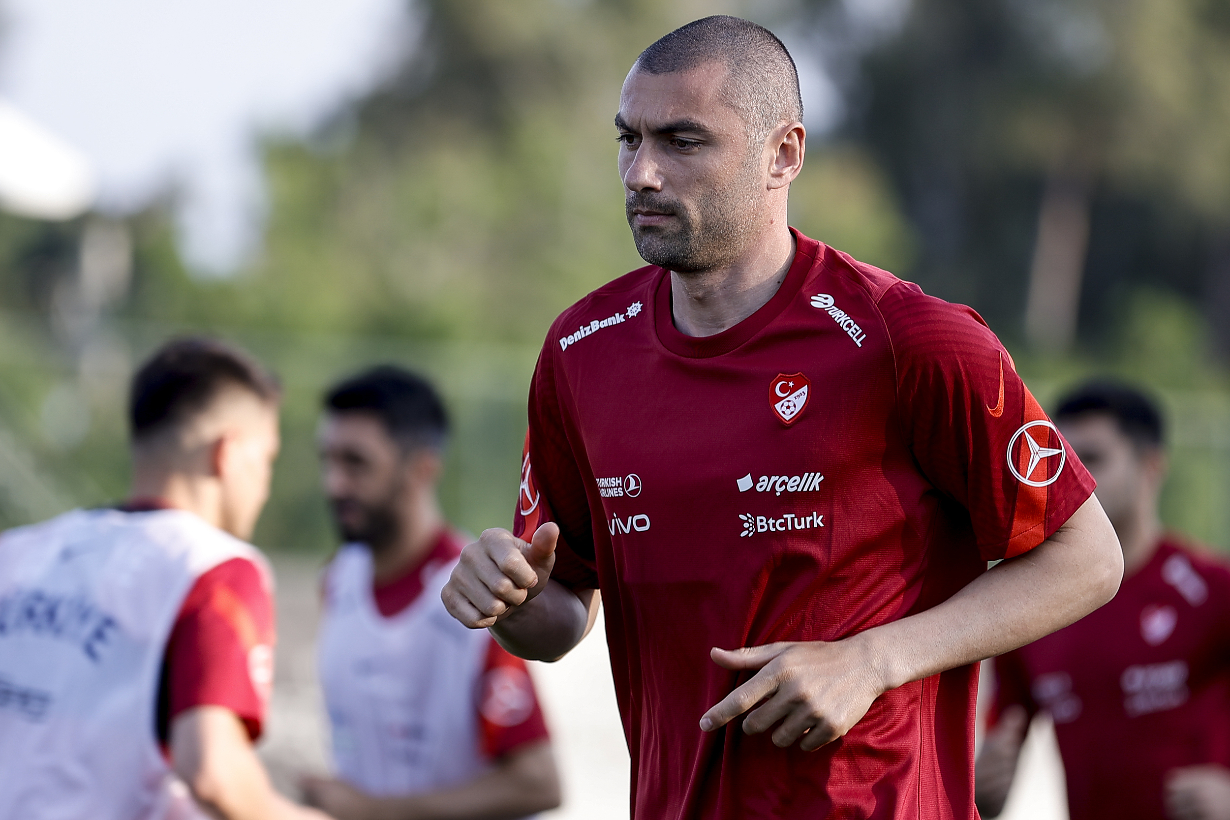 瑞士代表队斩获桂冠为国争光的简单介绍 瑞士代表队斩获桂冠为国争光的简单介绍