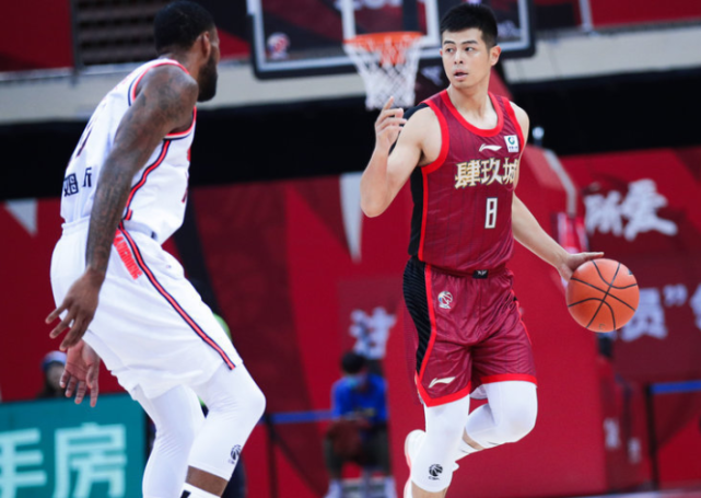 关于生死对决!球队险胜晋级决赛的信息 关于生死对决!球队险胜晋级决赛的信息