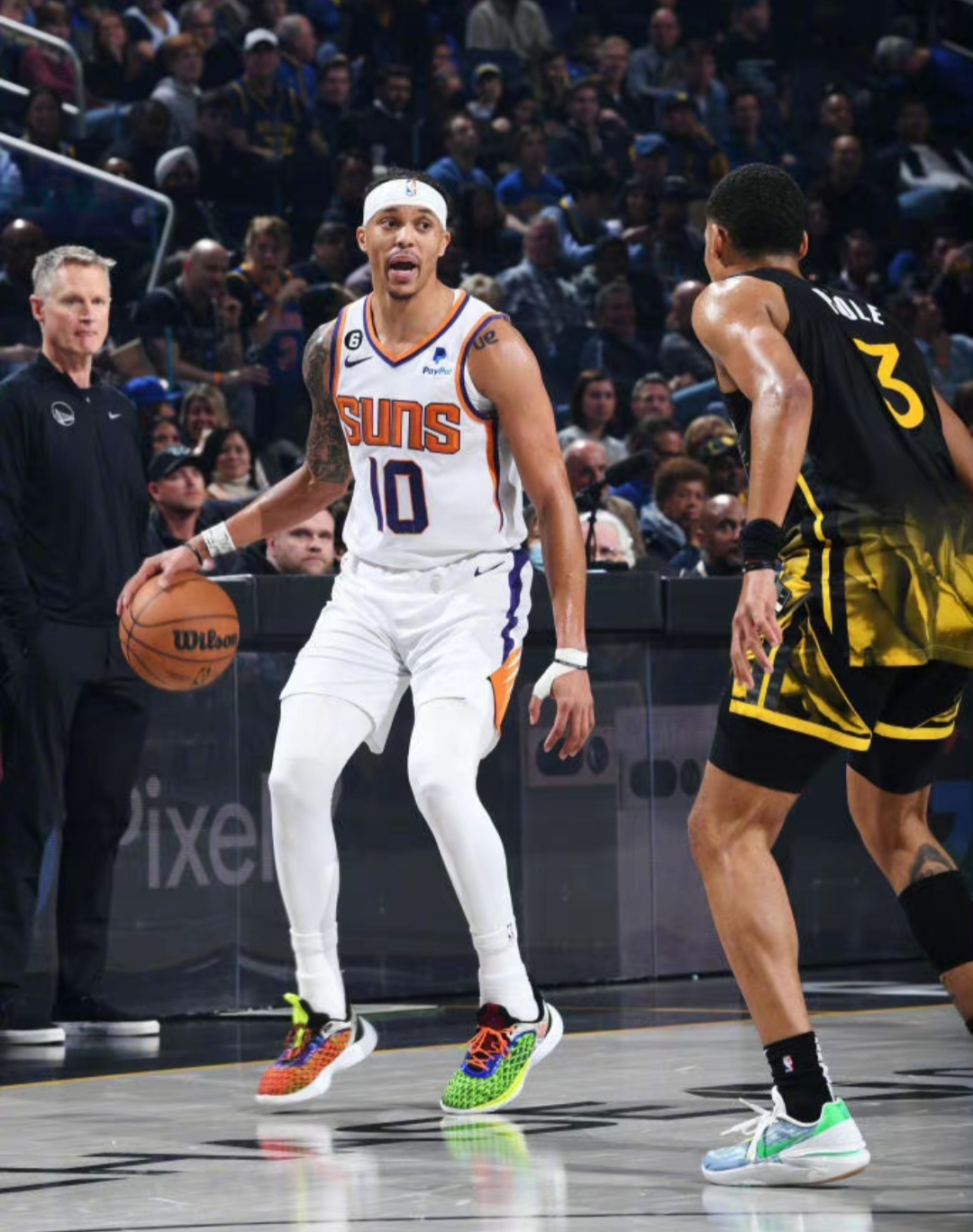 福建队客场遭受连败,迎来转机 福建队客场遭受连败,迎来转机