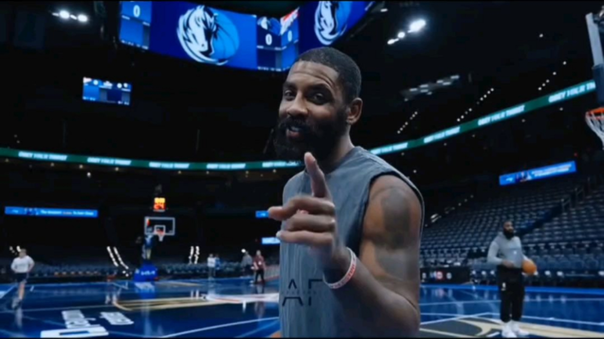 包含欧预赛热身赛开打，球员状态逐渐回升赛前的词条