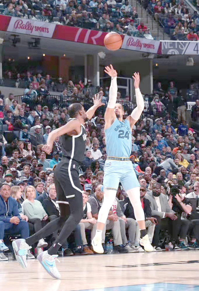 篮网惨败灰熊,杜兰特独撑大局 篮网惨败灰熊,杜兰特独撑大局