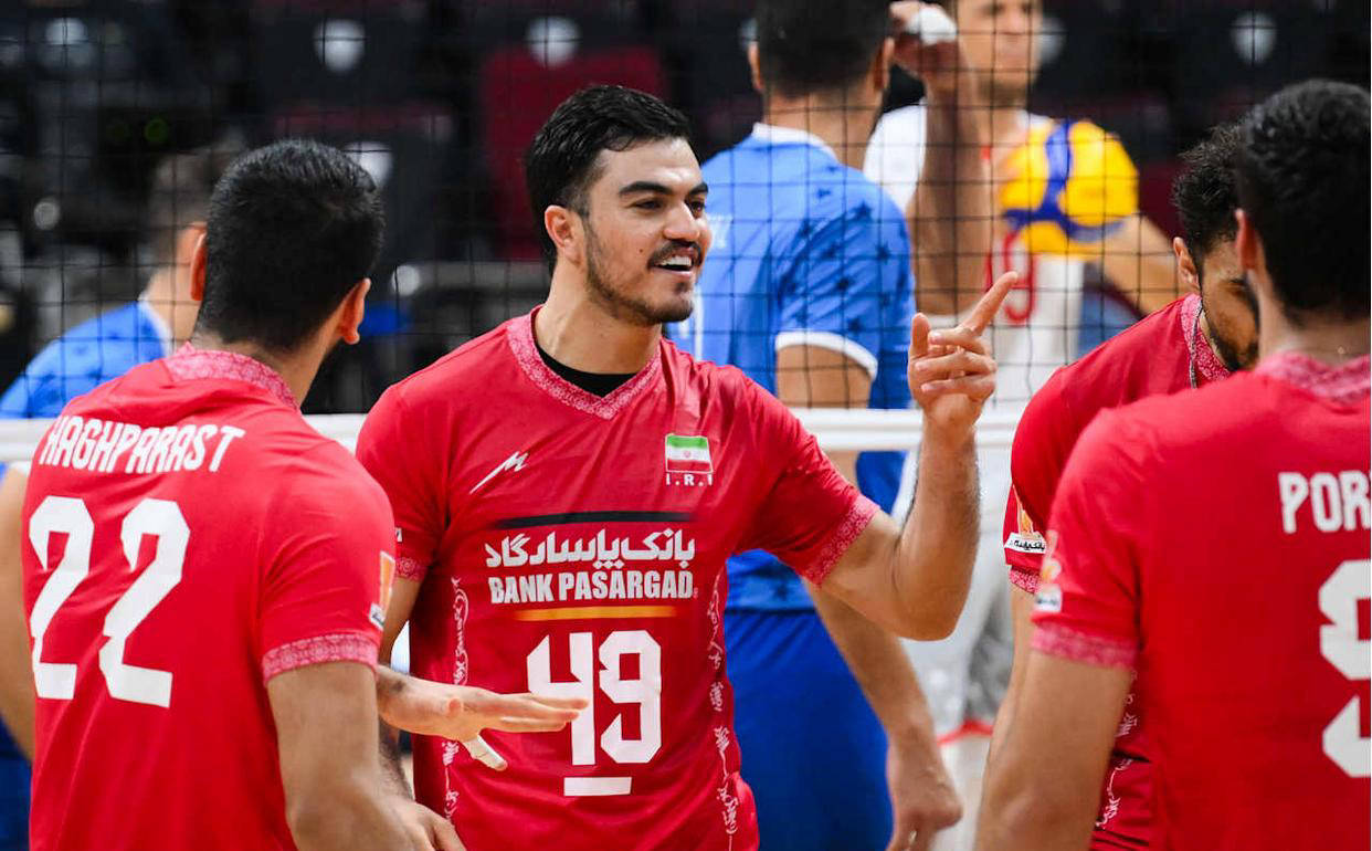 捷克队实力雄厚,轻松晋级八强 捷克队实力雄厚,轻松晋级八强