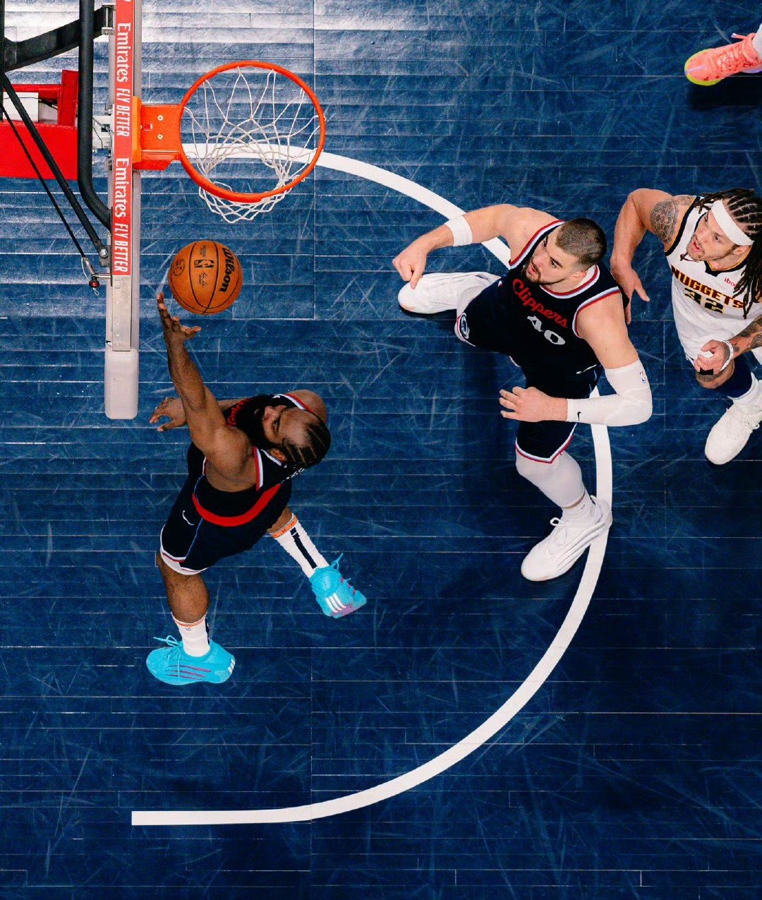 快船完胜爵士,克莱统治全场 快船完胜爵士,克莱统治全场