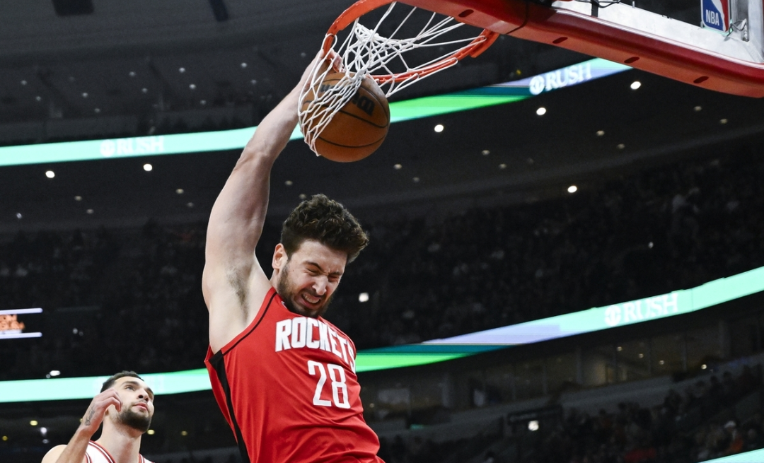 公牛横扫辽宁队,拉文惊艳四座 公牛横扫辽宁队,拉文惊艳四座