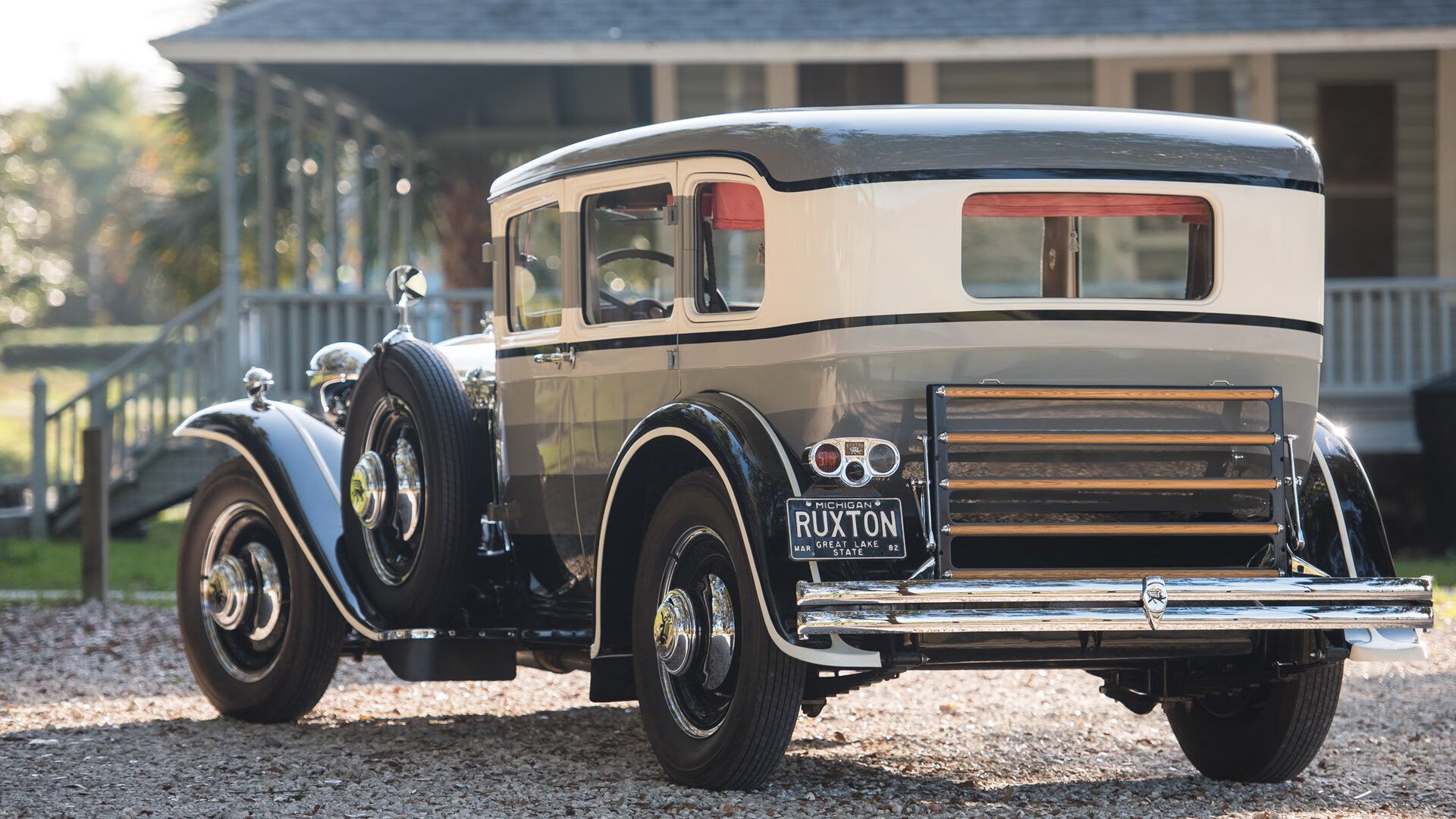 从盐湖城鏖战到波士顿的舞台，当团队韧性遇见巨星引力